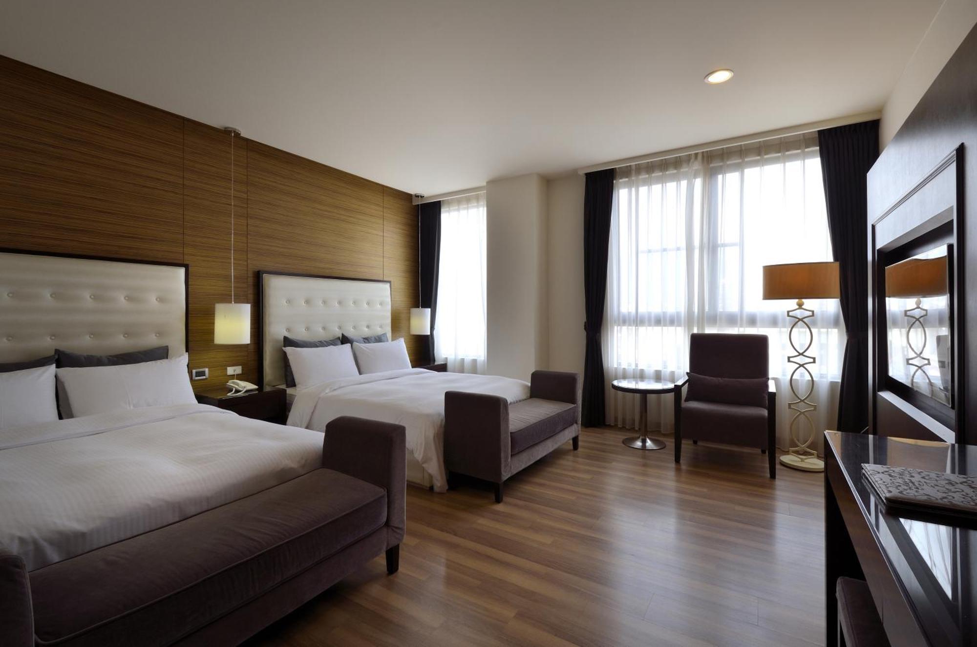 Hotel Modern Puli Room photo