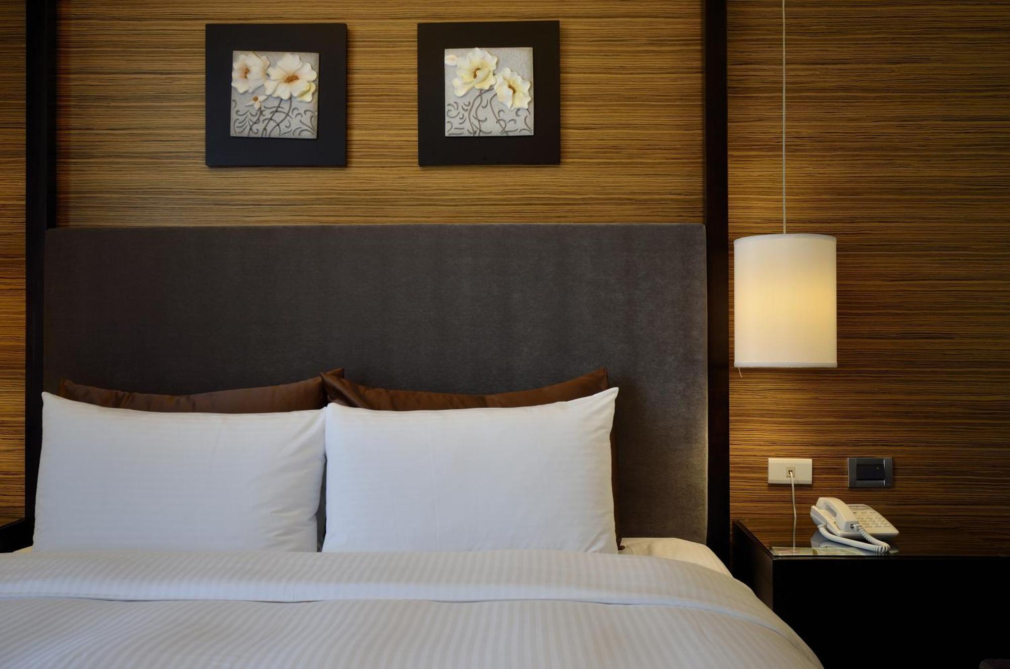 Hotel Modern Puli Room photo